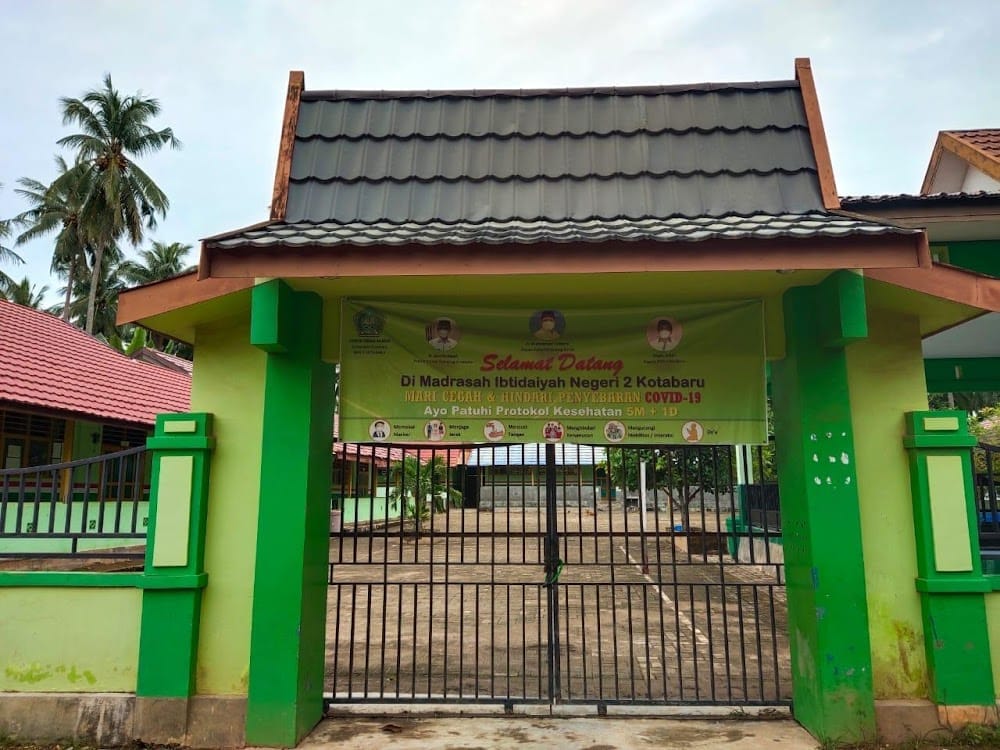 Tampilan depan gedung MIN 2 Kotabaru, Kalimantan Selatan